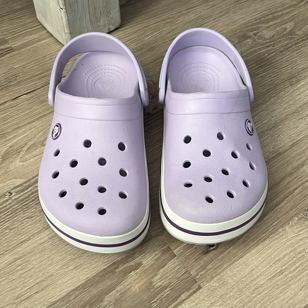 Crocs/7 - Picture 2 of 4